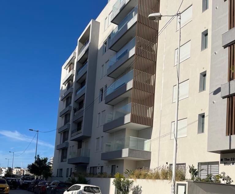 Modern 1-bedroom In Ain Zaghouen