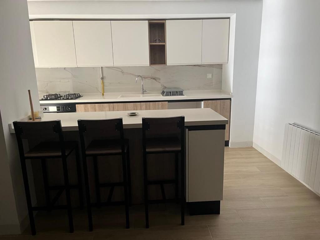 Modern 1-bedroom In Ain Zaghouen Tunis